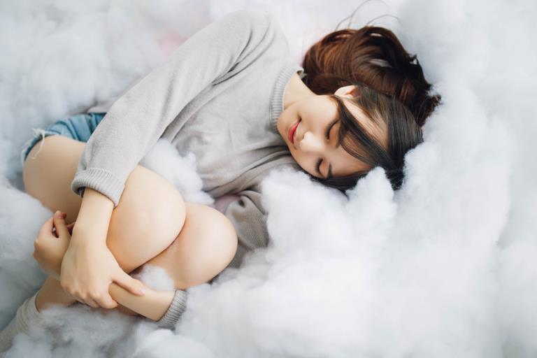 我父子俩和小姨子的故事(4)(点击浏览下一张趣图)