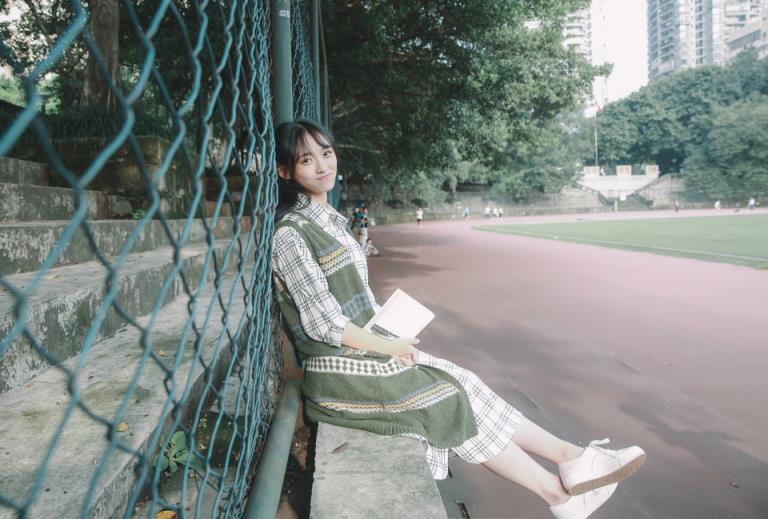与老婆吵架难抵小姨子浴巾诱惑(2)(点击浏览下一张趣图)
