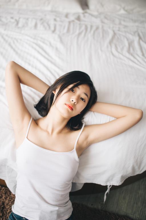 丈夫车祸遇难后我被小叔子征服(点击浏览下一张趣图) 丈夫车祸遇难后我被小叔子征服(点击浏览下一张趣图)