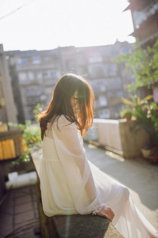 男子结婚20年后和亲表妹出轨当场被捉奸(2)(点击浏览下一张趣图)