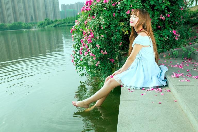 我和小姨子倒插门的暧昧生活(点击浏览下一张趣图)