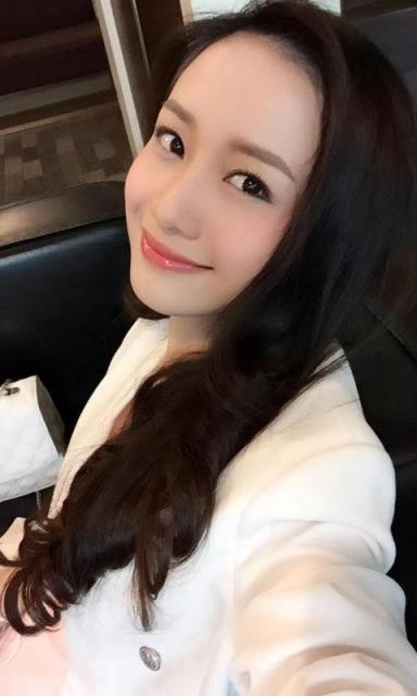 不炒作，不矫情，大妈face又怎样，孔孝真活得比谁都精彩。(点击浏览下一张趣图)