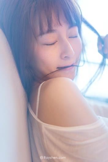 姐夫爱上小姨子短信告白 小姨子夫妻生活不和谐难抵诱惑(3)(点击浏览下一张趣图)
