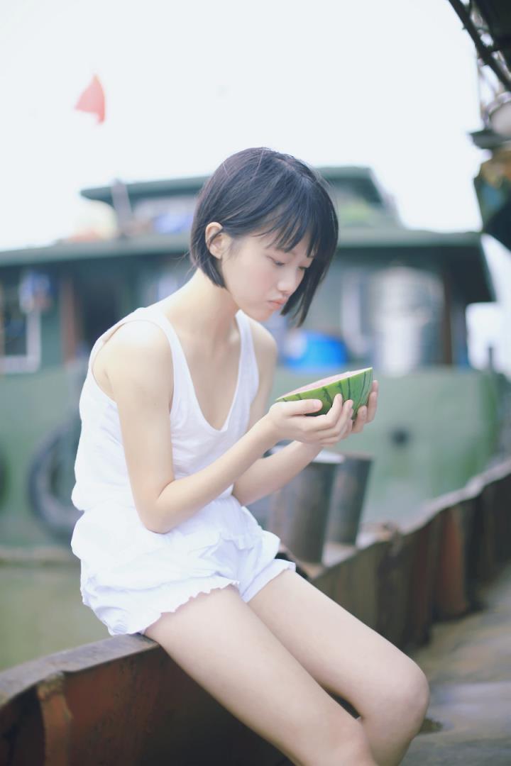 姐夫与小姨子的那段情(3)(点击浏览下一张趣图)