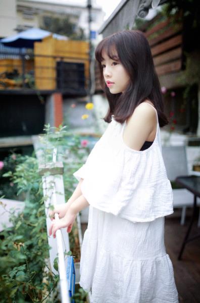 小姨子这样赤裸裸的诱惑谁能受的住!(点击浏览下一张趣图) 小姨子这样赤裸裸的诱惑谁能受的住!(点击浏览下一张趣图)