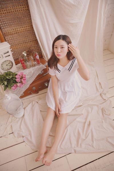赵本山漂亮小姨子的性感私房照（图）(2)(点击浏览下一张趣图)