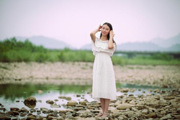 小姨子把我老公挑逗的四肢发软(点击浏览下一张趣图)