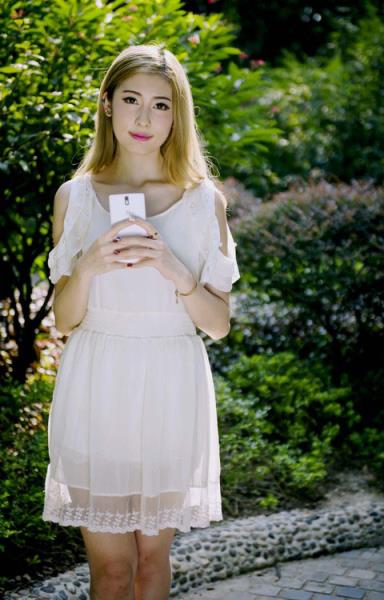 老婆上夜班，我把年轻小姨子当妻子夜夜狂欢(2)(点击浏览下一张趣图)