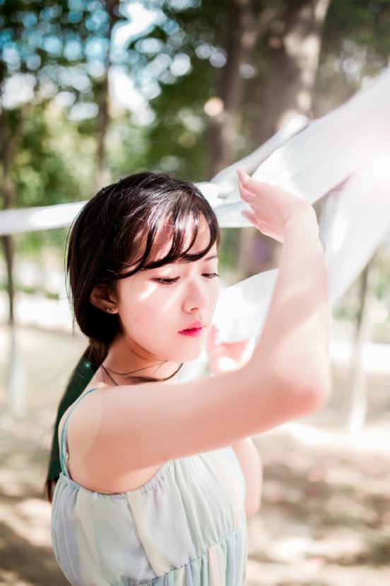 乔妹和宋仲基终于肯“说”《太阳的后裔》大结局了！(点击浏览下一张趣图)