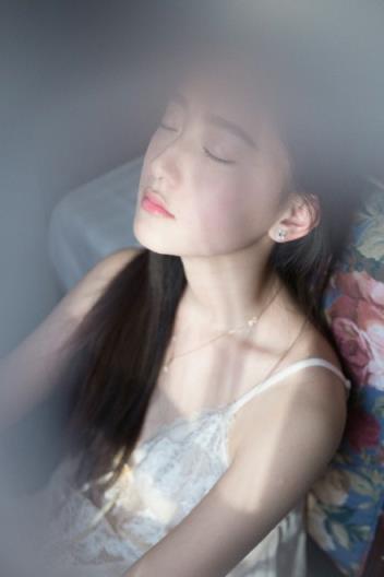 新婚之夜，我将小姨子拉进了洞房【图】(5)(点击浏览下一张趣图)