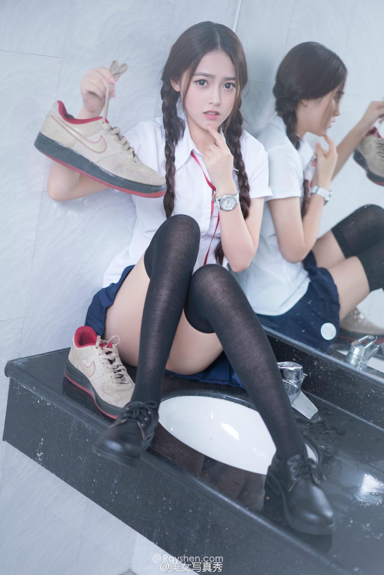 姐夫和小姨子聊天！！让人胡思乱想的笑话(5)(点击浏览下一张趣图)