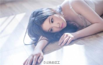 老师逼我甩掉校花给她当情人(3)(点击浏览下一张趣图)