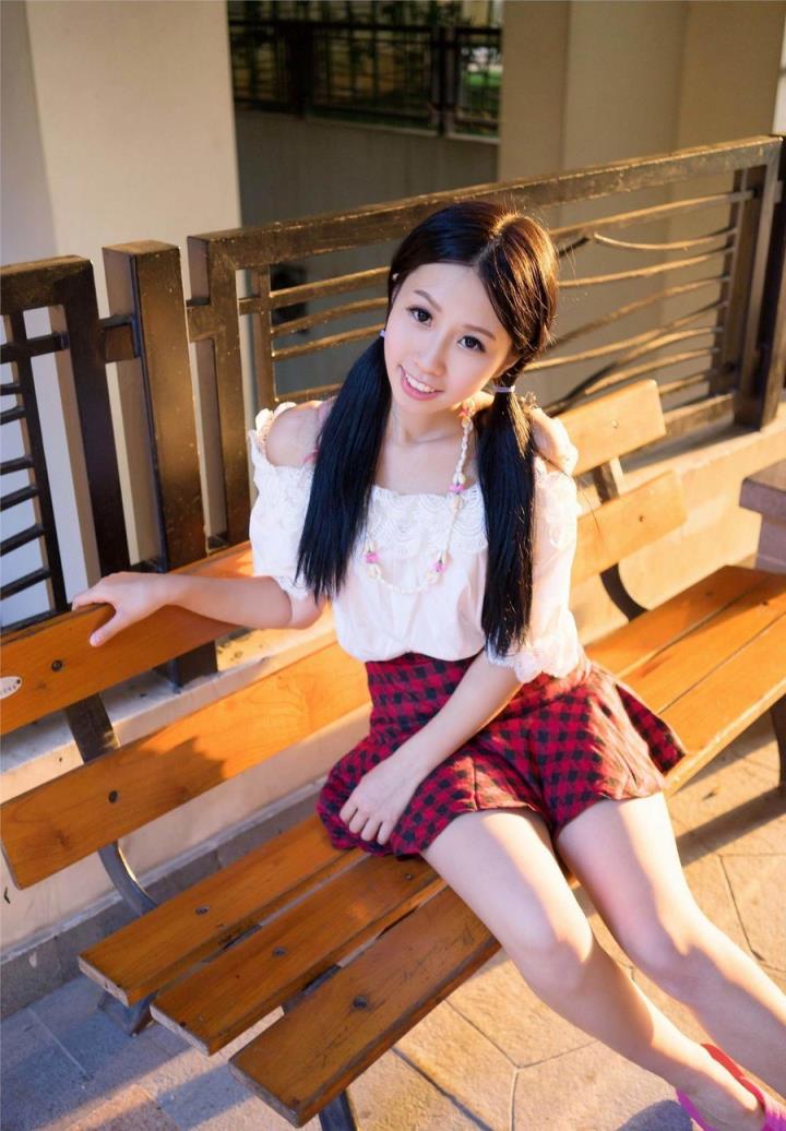 跟玛丽莲·梦露学穿衣：魅惑与矜持，露与不露之间的微妙平衡(点击浏览下一张趣图)