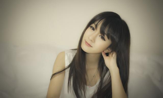 挖墙脚小三上位，男朋友却总和前任联系，我该怎么办？(点击浏览下一张趣图)