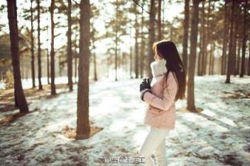 老婆让闺蜜裹块浴巾勾引我(3)(点击浏览下一张趣图)