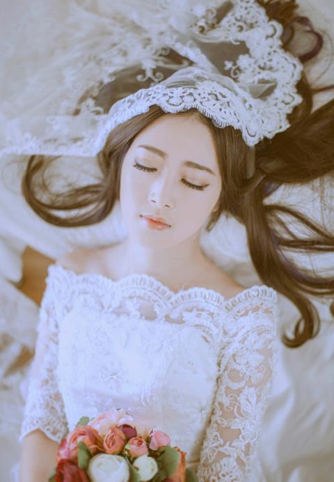 情感故事:我和老婆闺蜜偷情的日子(21)(点击浏览下一张趣图) 情感故事:我和老婆闺蜜偷情的日子(21)(点击浏览下一张趣图)