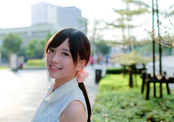 男子结婚20年后和亲表妹出轨当场被捉奸(4)(点击浏览下一张趣图)