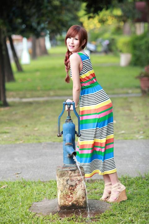 女星们告诉你混血的魅力无可抵挡！(点击浏览下一张趣图)