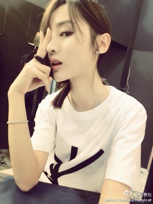 他说下个月哺乳期结束了，让我和家里讨论好离婚条件(点击浏览下一张趣图)