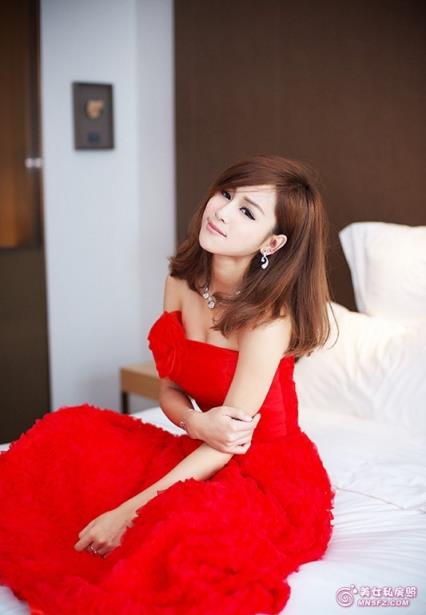 我和小姨子的风流韵事(4)(点击浏览下一张趣图)