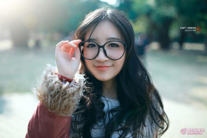 我和两位小姨子们情爱故事(5)(点击浏览下一张趣图) 我和两位小姨子们情爱故事(5)(点击浏览下一张趣图)