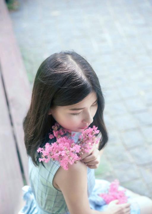 我的美女俏老婆竟让风骚小姨子来试探勾引我(2)(点击浏览下一张趣图)