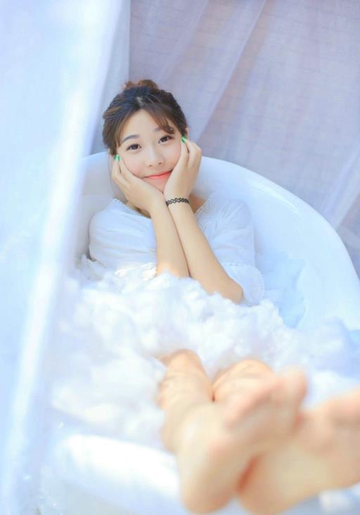 少妇与N个男人疯狂荒唐的性爱经历(7)(点击浏览下一张趣图)
