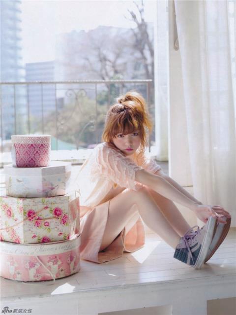 姐夫垂涎小姨子美色 趁其喂奶不备之时兽性大发实施强奸(2)(点击浏览下一张趣图)
