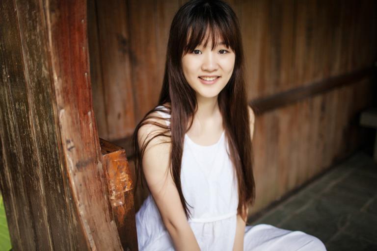 小姨子洗完澡后裸睡在我的床上(3)(点击浏览下一张趣图)