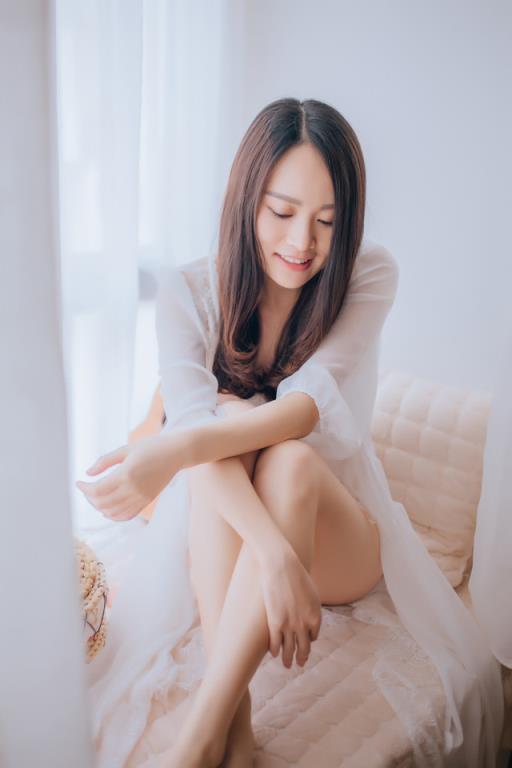 老公和小姨子在床上相互按摩(4)(点击浏览下一张趣图)
