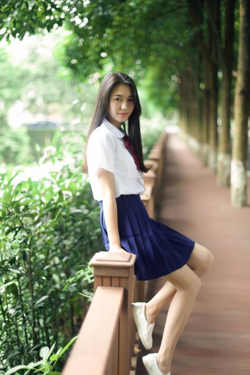 小姨子太纯洁,我意乱情迷上她(2)(点击浏览下一张趣图) 小姨子太纯洁,我意乱情迷上她(2)(点击浏览下一张趣图)