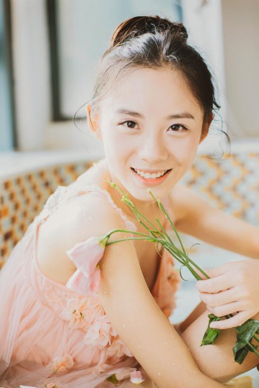找一个赚钱比自己少的男朋友会遇到什么问题？(点击浏览下一张趣图)