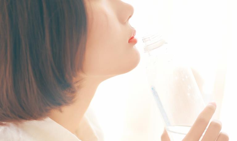 醉酒后我对已婚同事动情(3)(点击浏览下一张趣图)