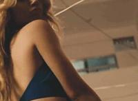 女生小便为什么带纸 女子监控下大小便