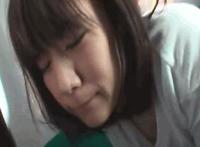 错关女牢房的男囚免费 主持人解嘉宾内衣:两人啪啪啪的细节描写动态图片