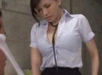 搞笑嘿咻动态图片：用茄子怎么安慰