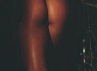 我给女朋友用跳蛋 邪恶漫画之器材室内