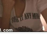 避孕套的15种用法图片 女孩使用卫生巾演示