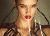 恋夜秀场变三女郎透视装性感无限登封面