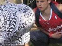 长腿美臀诱惑：皇帝龙根磨妃子