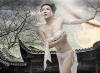 宫女舔皇帝龙根图：初次侍寝嬷嬷会怎么教