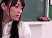 簧色图片大全美女：外阴白斑初期图