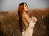 拣到美女同桌的遥控器内涵图片