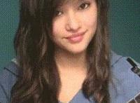 韩懿莹大胸图片：miss穿旗袍胸好大