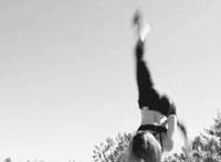 无遮挡邪恶动态图：美女脱去衣视频无遮掩动态图