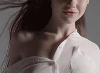 爆日本女生菊花图片 香肠断在里面 黄瓜断在体內