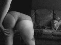 又黄又色的动态图：吃奶gif图片 撕掉她的衣服撕光图