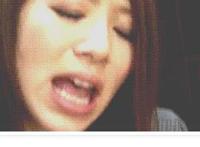 街头美女被扒动态图：日本厕所强袭射脸图