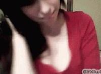 跪舔女神gif：跪舔是什么意思