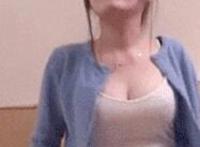 美女露波波头 撕掉她的衣服撕光图动态图